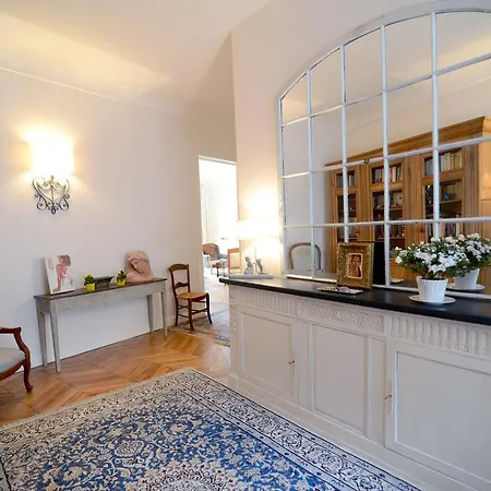 Apartamento Champs Elysees Paris
